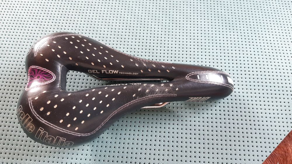 Terry Cite X Gel Italia Damen-Fahrradsattel – Mit Steißbeinentlastung & Gel-Schicht, Für Aufrechte Position