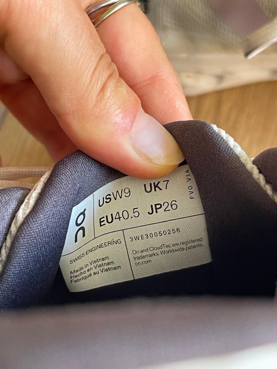 On Scarpe da donna: On Cloudsurfer next Damen – Usato da Dielsdorf venduto da abe_k9p5 2