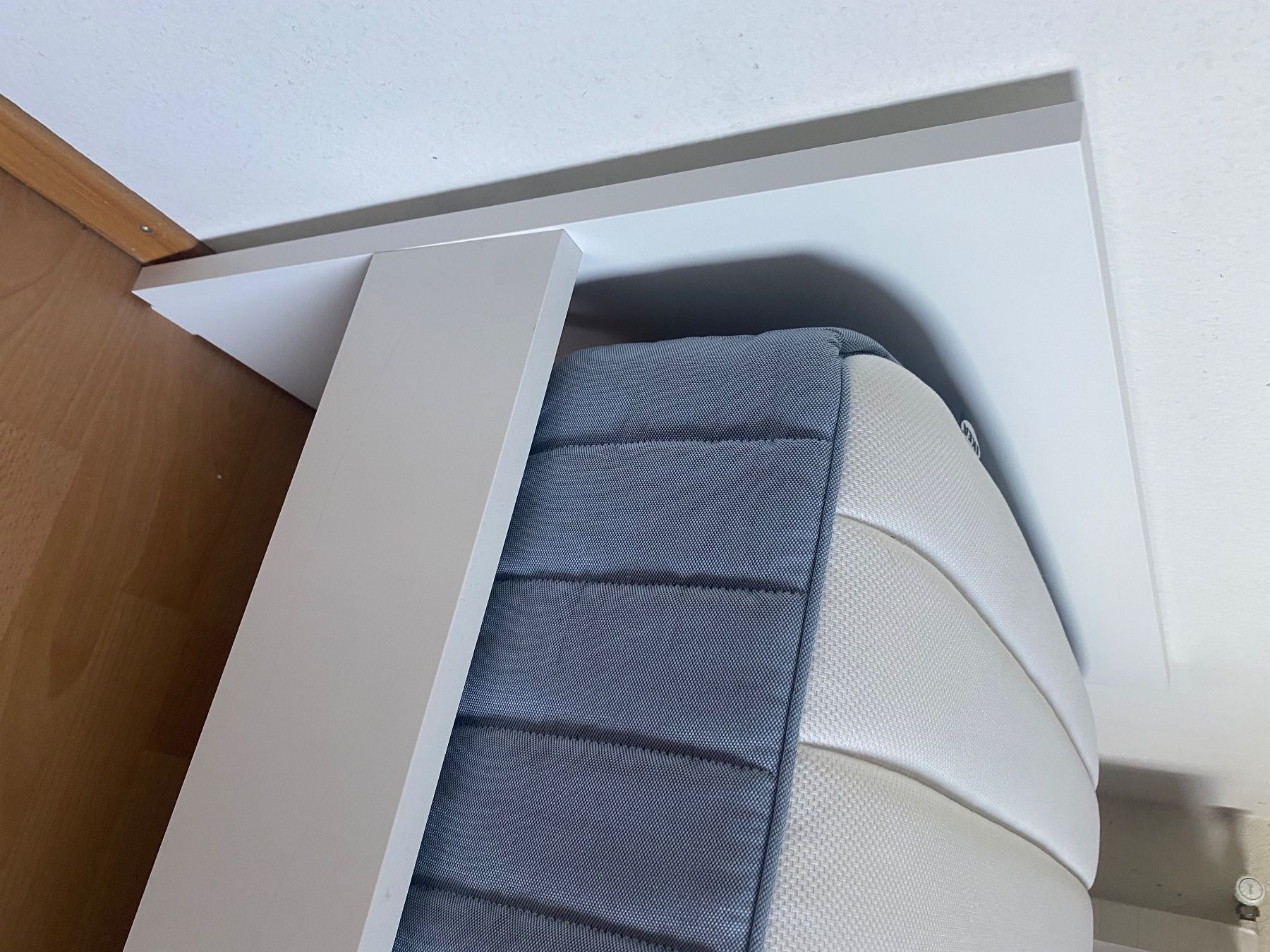 Ikea Betten: Bett von Ikea VIHALS – Gebraucht aus schötz von nor_p7vs 1