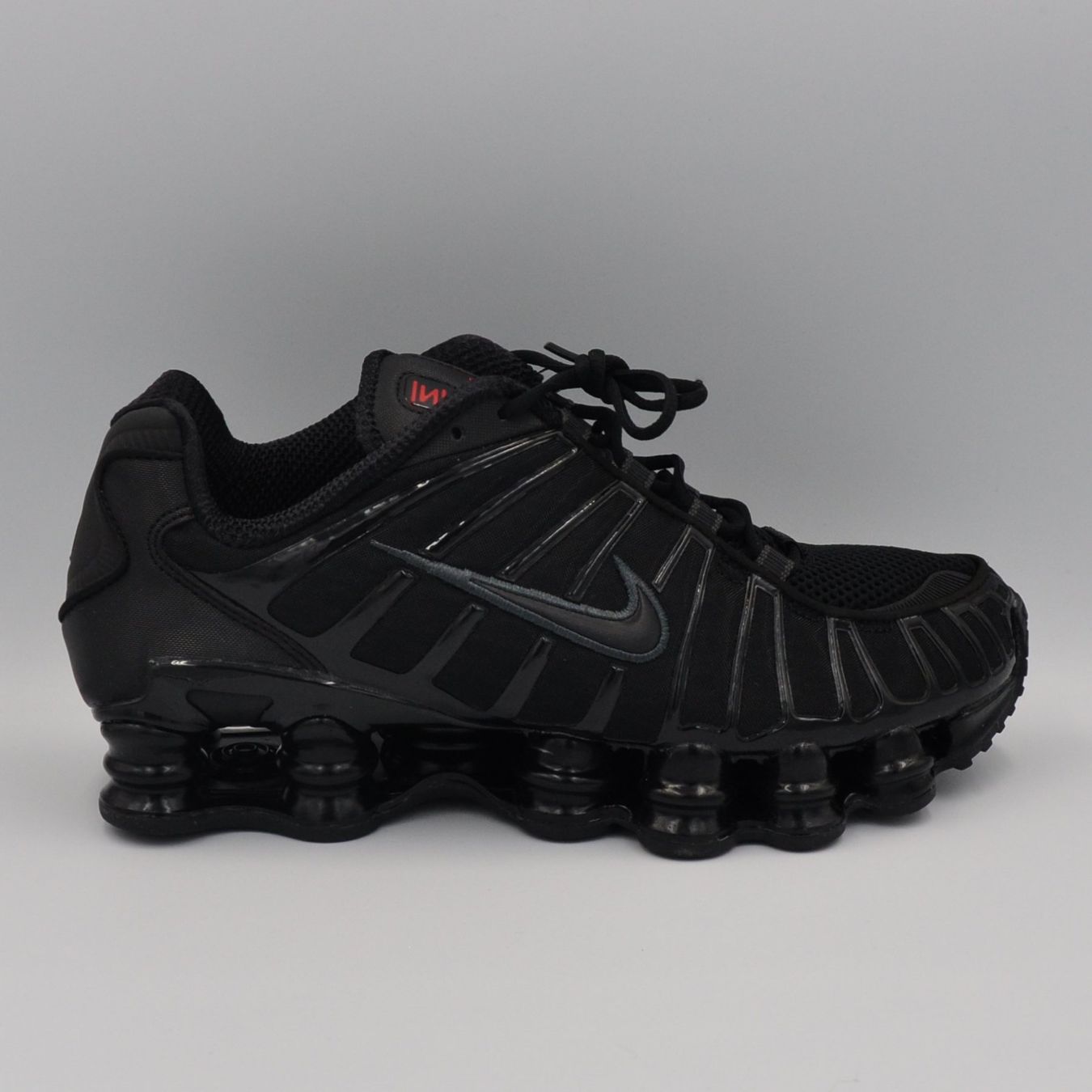 Nike Herrenschuhe: Nike Shox TL Black 45.5 – Neu und originalverpackt aus Bern von SneakerheavenLT