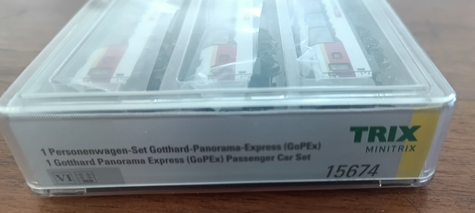 Trix Modellini di ferrovie: Minitrix 15674 SBB CFF Gotthard Panorama Express Set – Nuovo (secondo la descrizione) da Poliez-Pittet venduto da DakotaAntiques 2