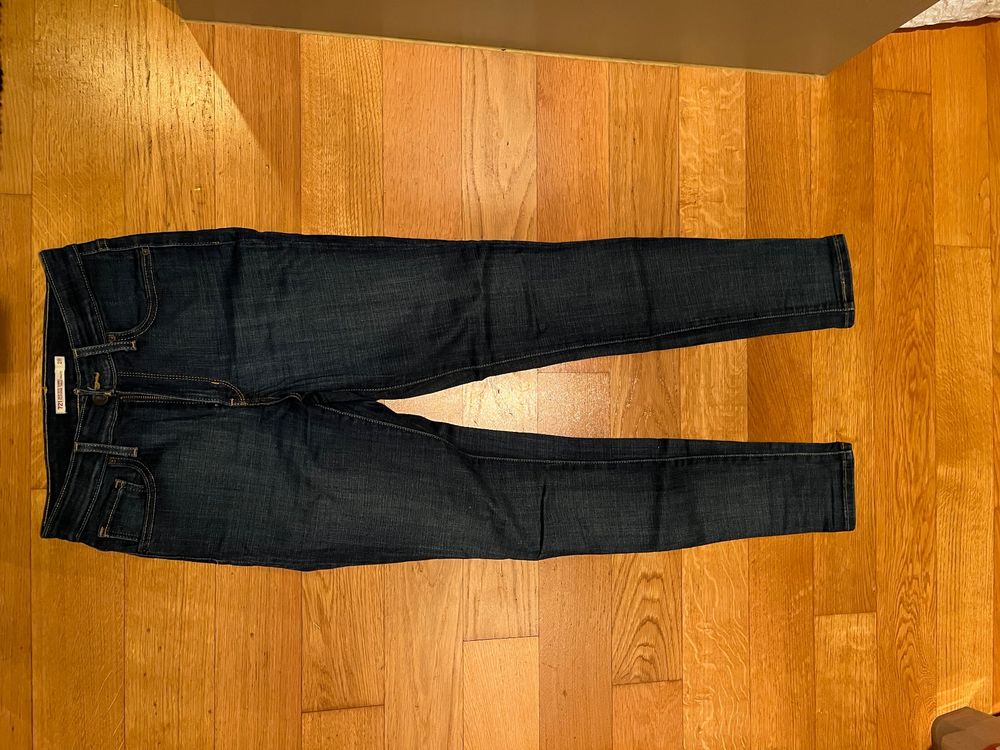 Jeans Levi’s 721 size 28 1