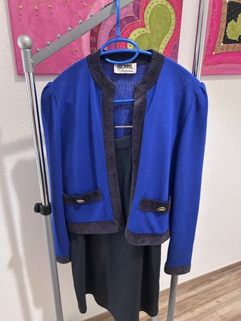 St. John Kostüm, Gr. S, Blau, Strick - Herbst Angebot!