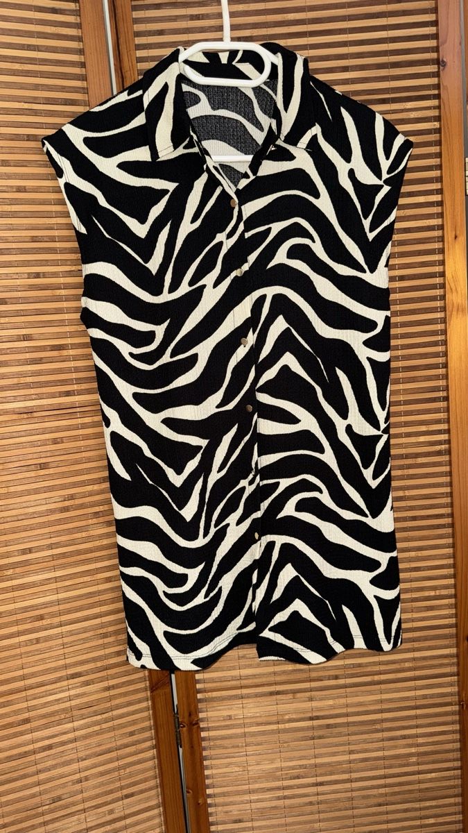 Zebra Camicette: Tunika/Bluse, von Zebra L – Usato da Gümligen venduto da morticiaaddams