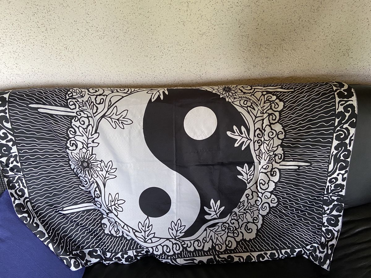 Bandiere: Flagge mit Yin Yang Motiv – Usato da Aeschiried venduto da mar654cel