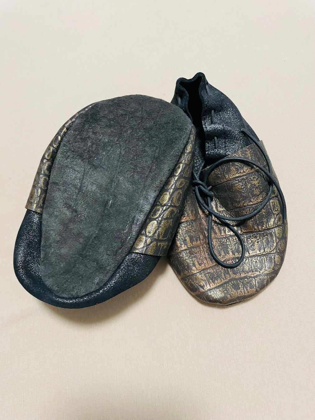Scarpe per ragazzi: Baby Lederschuhe – Nuovo (secondo la descrizione) da Niedergösgen venduto da misterio02 1