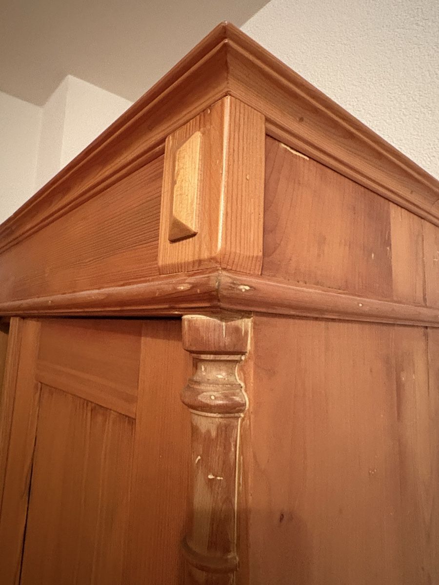 Armadi: Kleiderschrank aus Holz – Usato da Dietikon venduto da YviG 3
