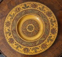 Vintage Holzteller aufwändig bearbeitet mit Metalleinlagen