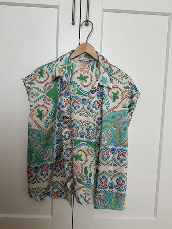 Damen Bluse MNG Grösse M floral Druck neuwertig