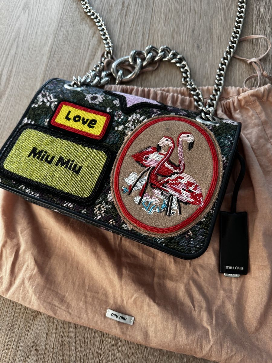Miu Miu Borse da donna: Miu Miu Umhängetasche – Usato da Killwangen venduto da was.sharp