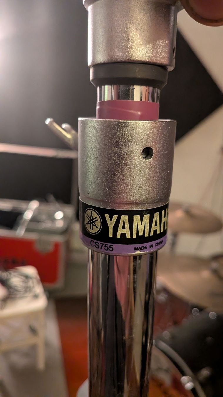 Strumenti musicali: Pied de cymbale réglable chromé occasion – Usato da Lavigny venduto da leo_5cbr 1