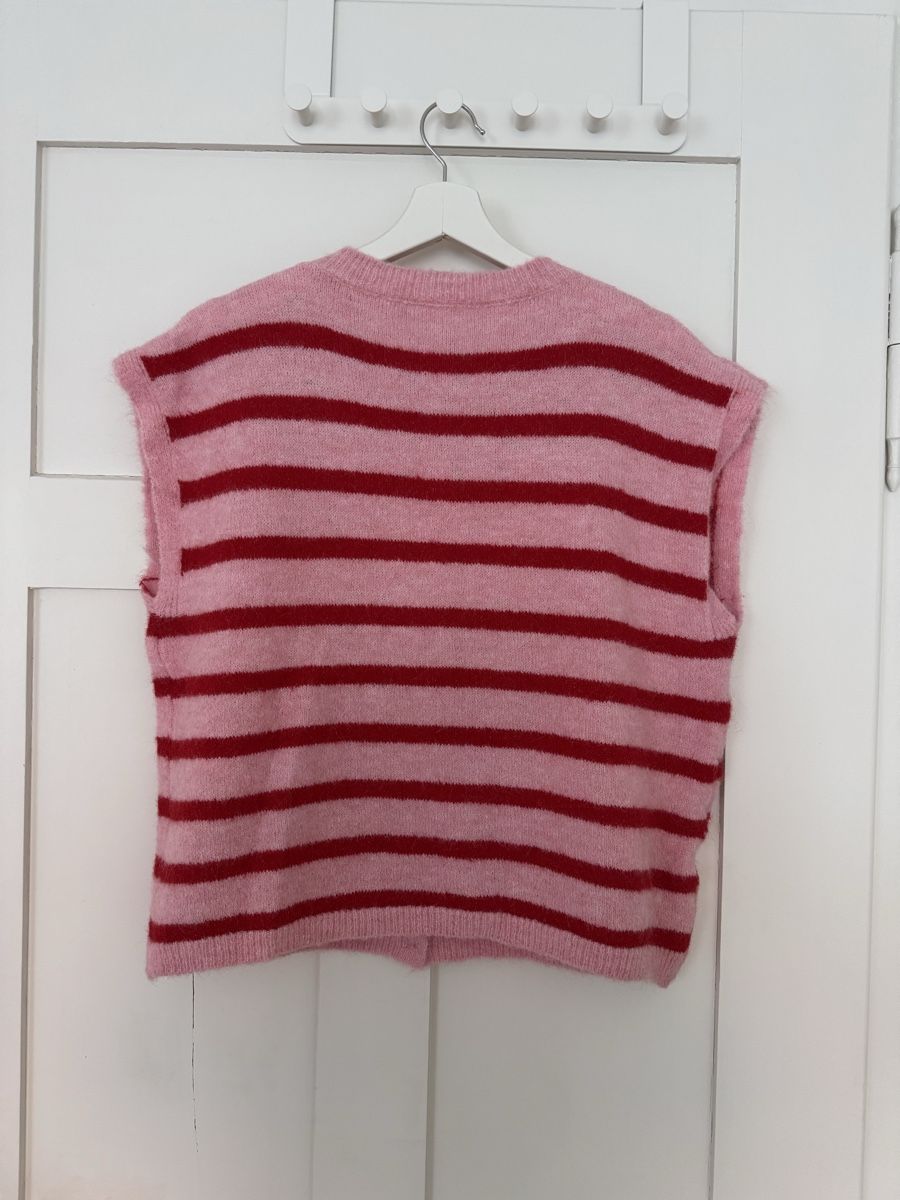 Gilets & Westen: Weste rosa-rot gestreift – Neu (gemäss Beschreibung) aus St. Gallen von BiancaL11 1