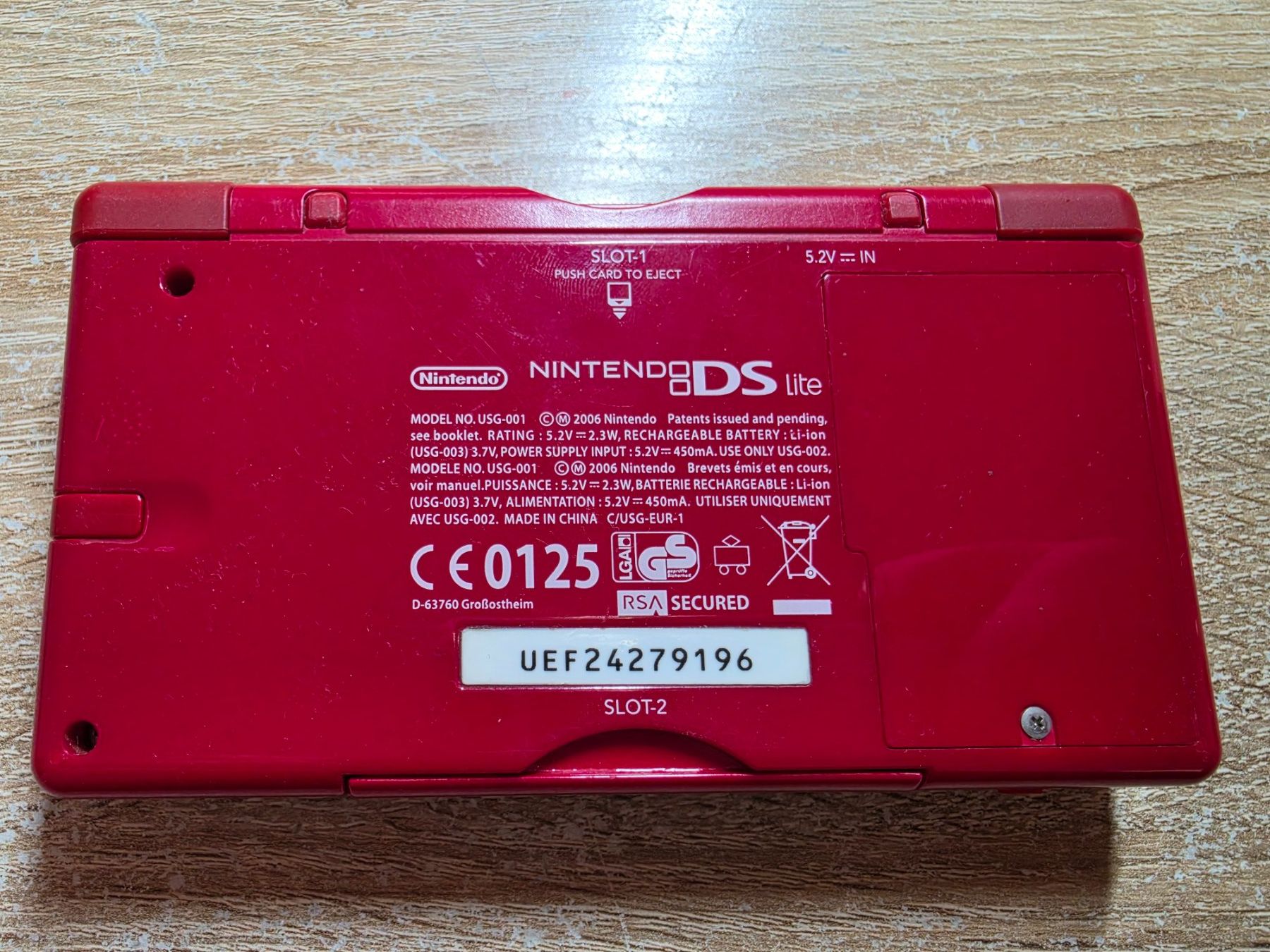 Nintendo Konsolen: Nintendo DS lite in rot – Gebraucht aus Sempach von Knuckles17 5