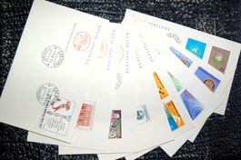 Italia - 30 FDC différentes