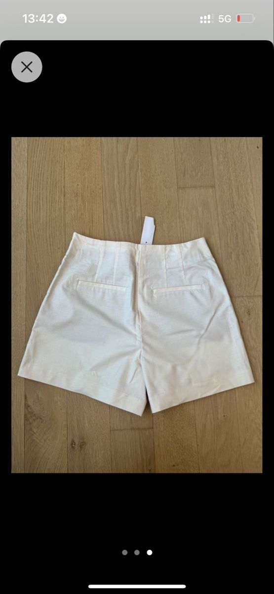 Pantalons: Short Ecru – Neuf (Voir description) à Crissier par amc_7gtd 2