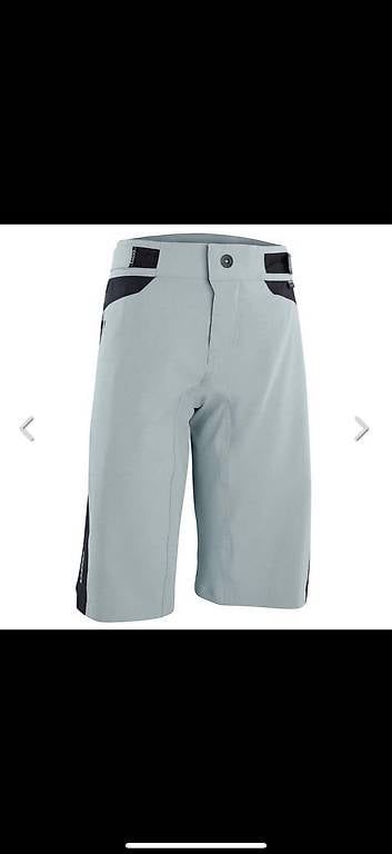 Pantalons: Bikehose Damen Grösse S – D'occasion à Laax GR par MountainAnd 2
