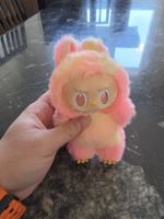 labubu Süsses Stofftier Monster Spielzeug - Neuwertig