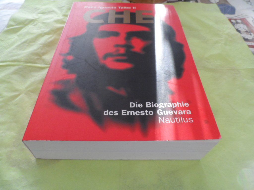 Libri: Che Die Biographie des Ernesto Guevara – Usato da Zürich venduto da Putsch92 1