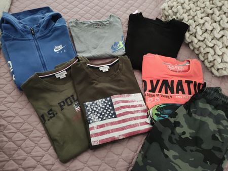 Lot Vêtements Garçon T-shirts Sweat 13-16 ans divers marques