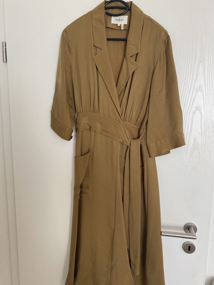 Robes: Robe ba&sh – D'occasion à Boudry par Nat1234