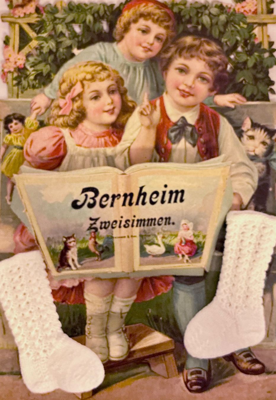 Bambole: SCHÖNE ÄLTERE PUPPEN STRICKSÖCKLI – Usato da Zell LU venduto da Silvermemory 4