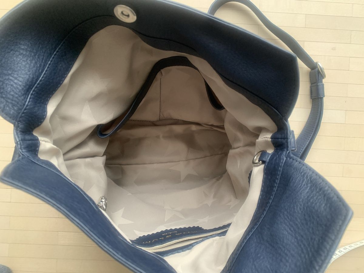 Taschen für Damen: Umhängetasche Ana Blum navy – Gebraucht aus Zürich von louise66 1