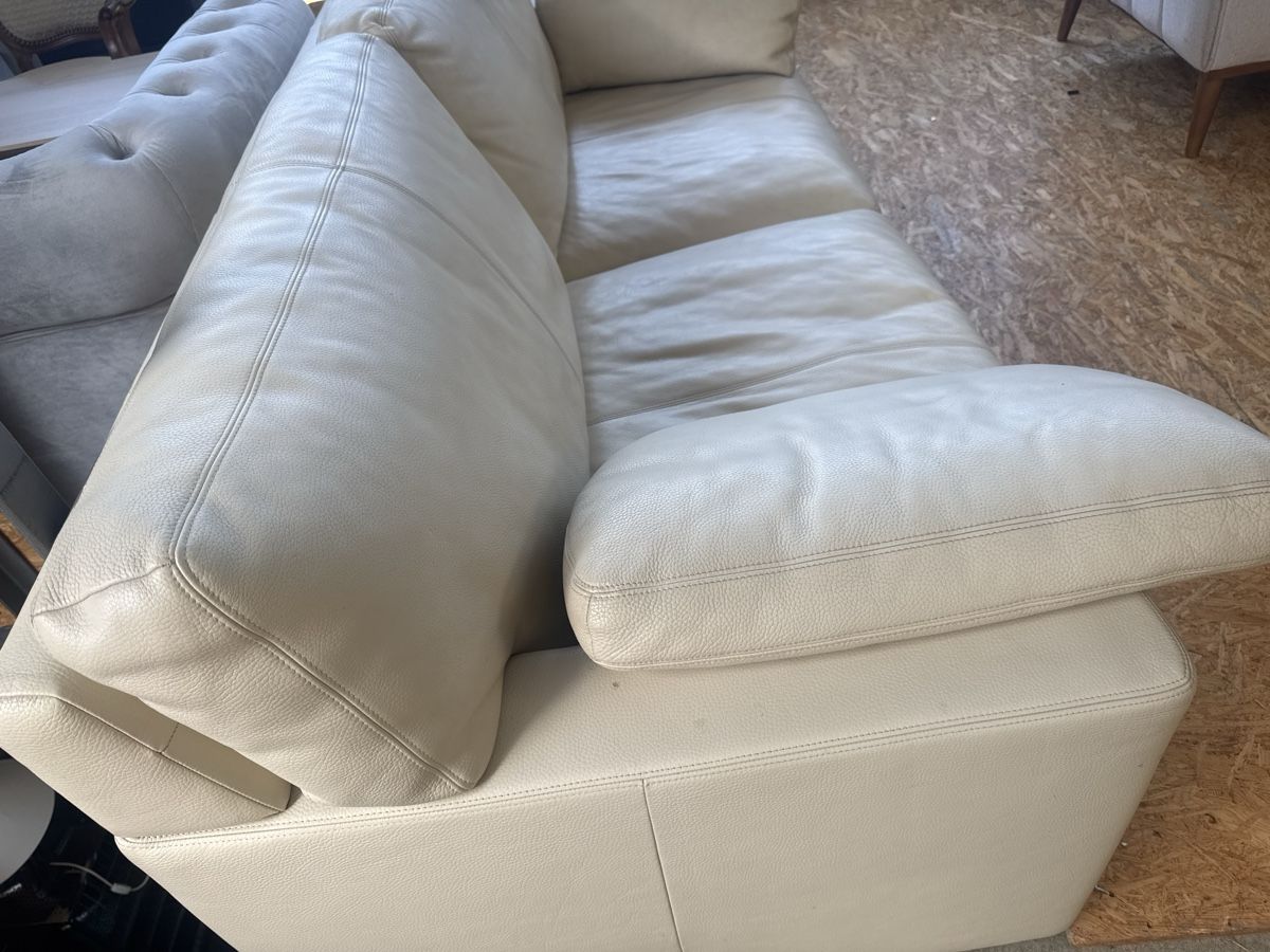 Sofas: Ecksofa Leder hellgrau mit Gebrauchsspuren – Gebraucht aus Dietikon von arj_lrs8 1