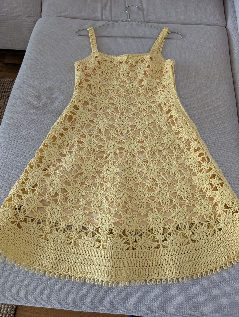 Maje Vestiti: MAJE Häkelkleid, Gr. 36, Gelb. – Usato da St.Gallen venduto da Youfariemurad90 4