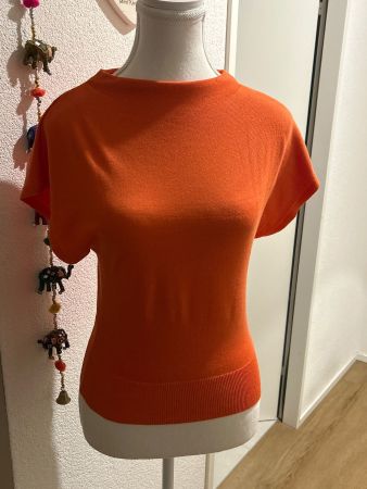 Damen  Feinstrick-Pullover orange mit Kappenärmeln