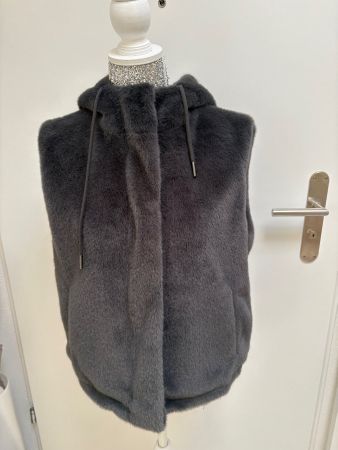 Gilet/Weste Gr. M, grau, Kunstfell mit Kapuze