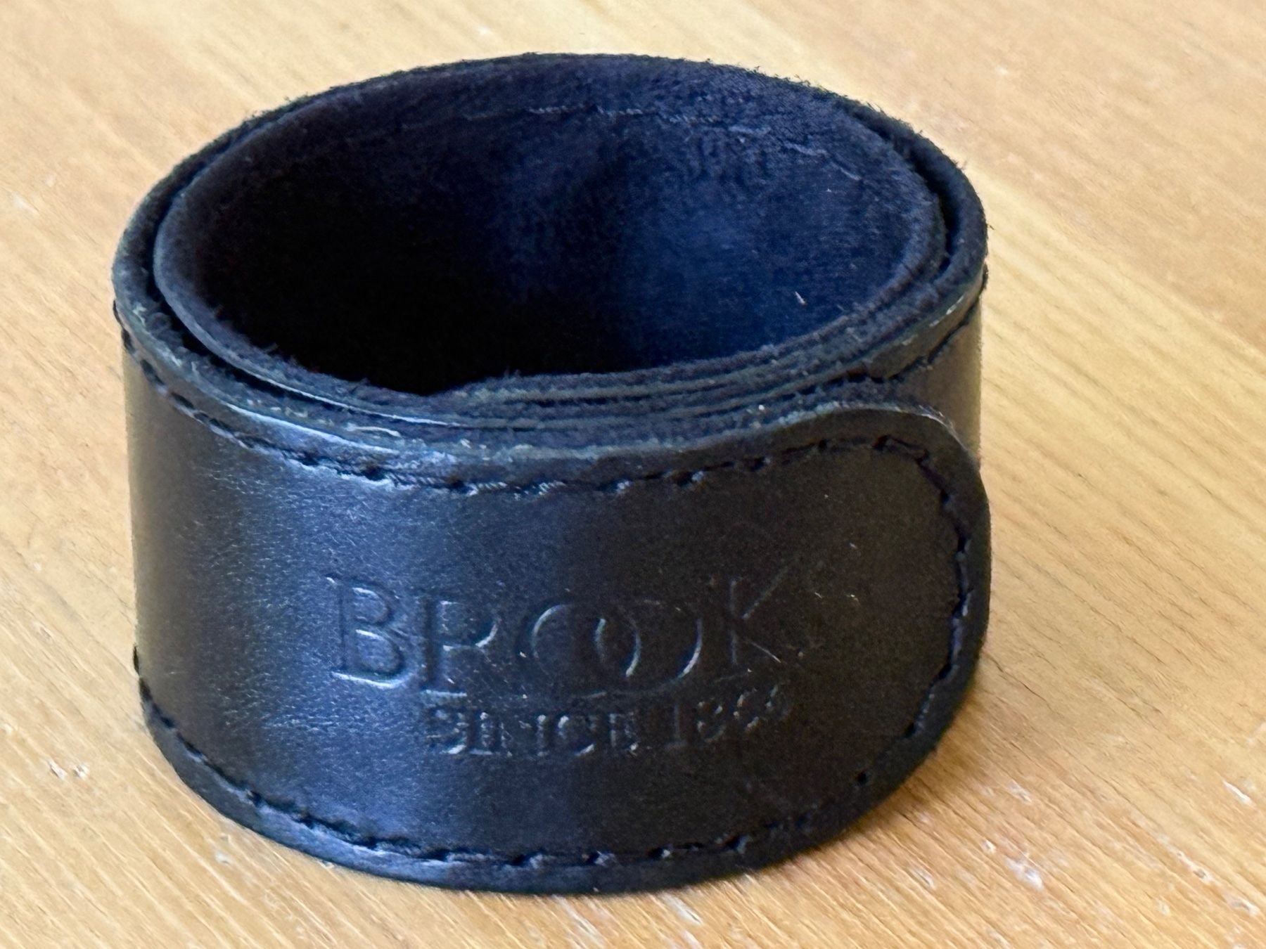 Nastri decorativi: Brooks England Hosenschnapband – Usato da Horgen venduto da Xhystos 2