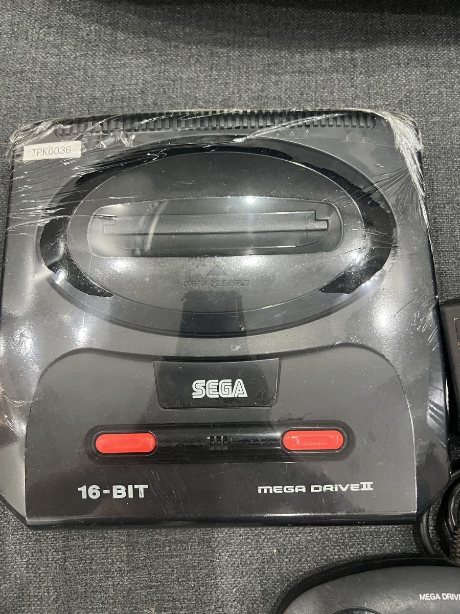 Sega Konsolen: Console sega mega drive 2  – Gebraucht aus Genève von Gameretro.85 1