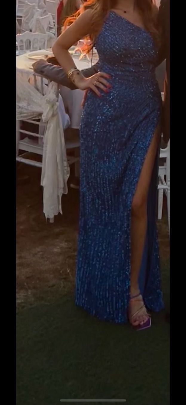 Robes: Abendkleid – D'occasion à Reinach AG par MineD
