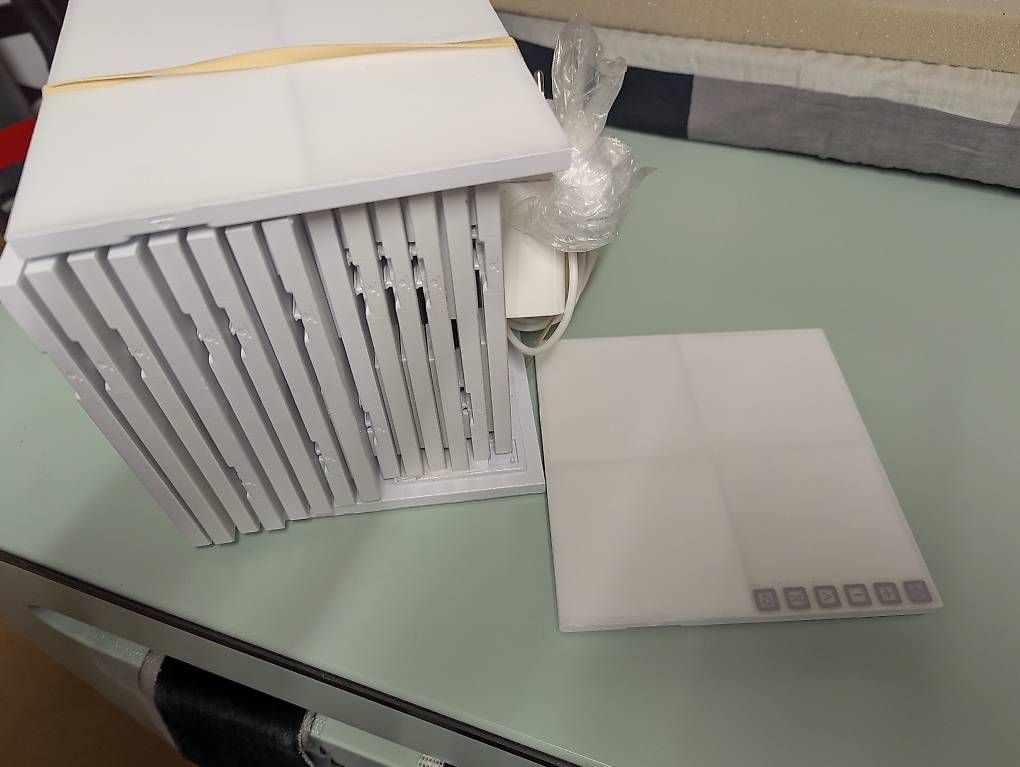 Lampade: Nanoleaf canvas – Usato da Bern venduto da Whatever 1