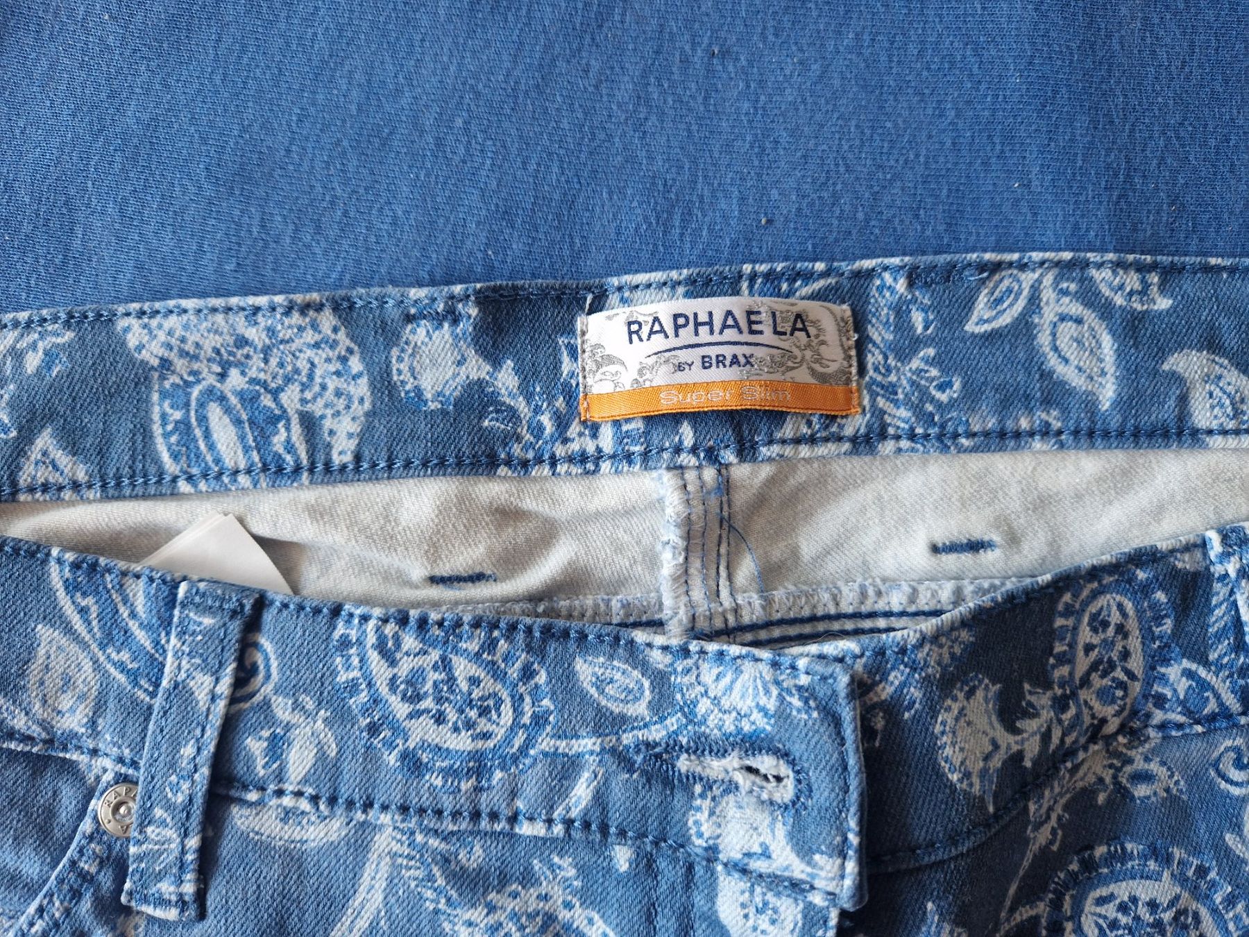 Pantaloni: 3/4 Jeans gemustert Grösse 46 – Usato da Reinach AG venduto da Goytan 2