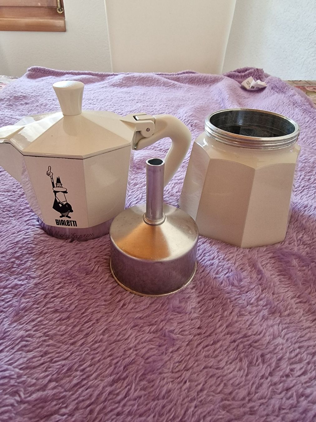 Bialetti Macchine per caffè & Macchine per espresso: Espressokocher Neu – Nuovo (secondo la descrizione) da Uerkheim venduto da Lissy176 1