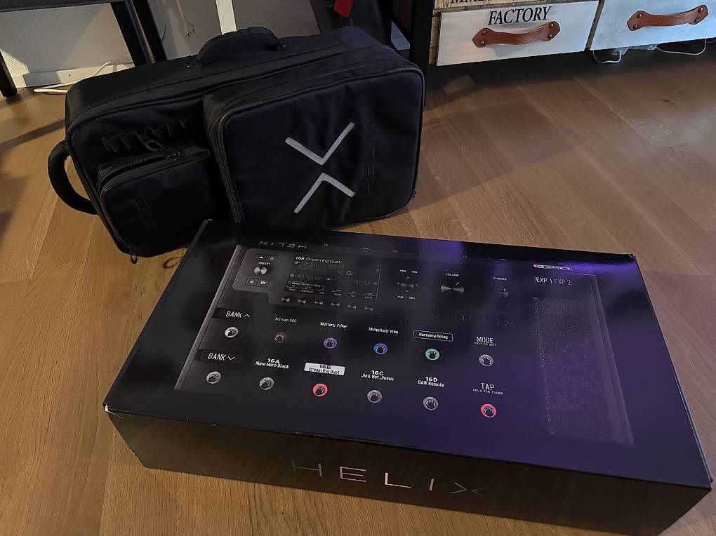 Line 6 Strumenti musicali: Line 6 Helix Floor Amp Modeler + Original Backpack – Usato da Oberentfelden venduto da sfa_92rl