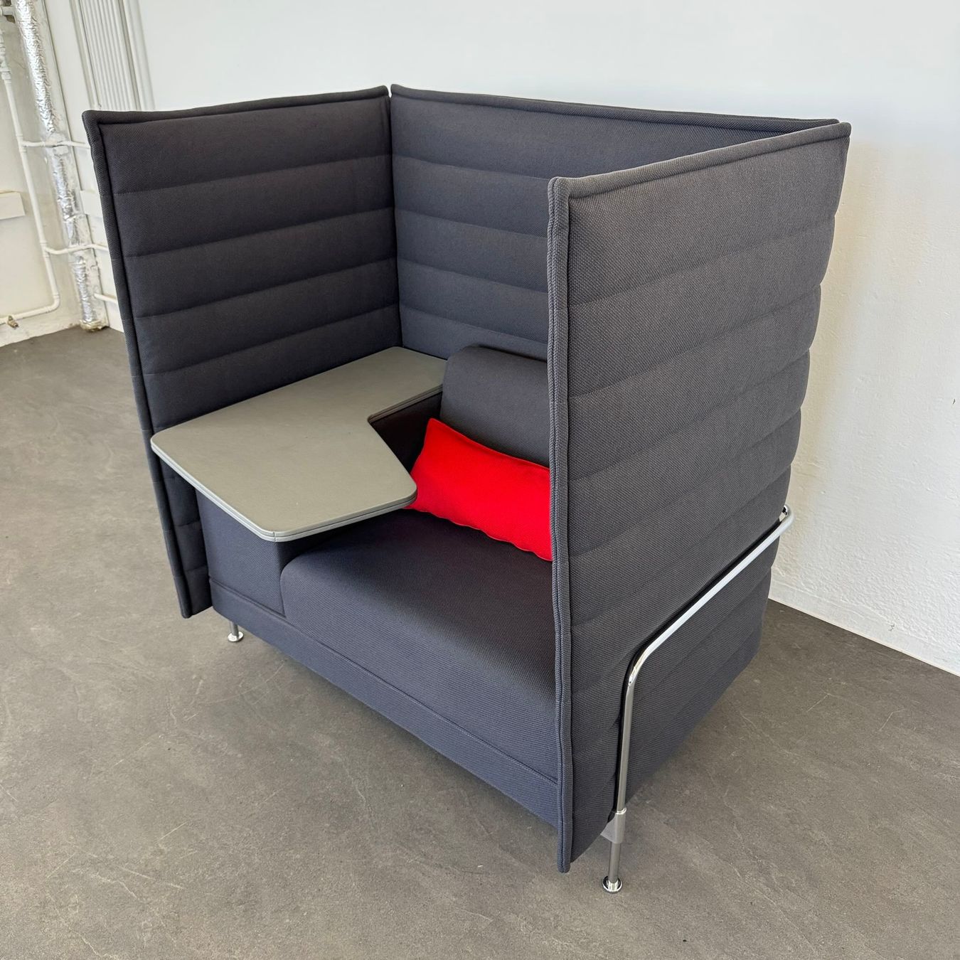 Vitra Scrivanie: Vitra Alcove Work anthrazit Arbeitsfläche rechts – Usato da Schönenwerd venduto da mcofficeshop 4