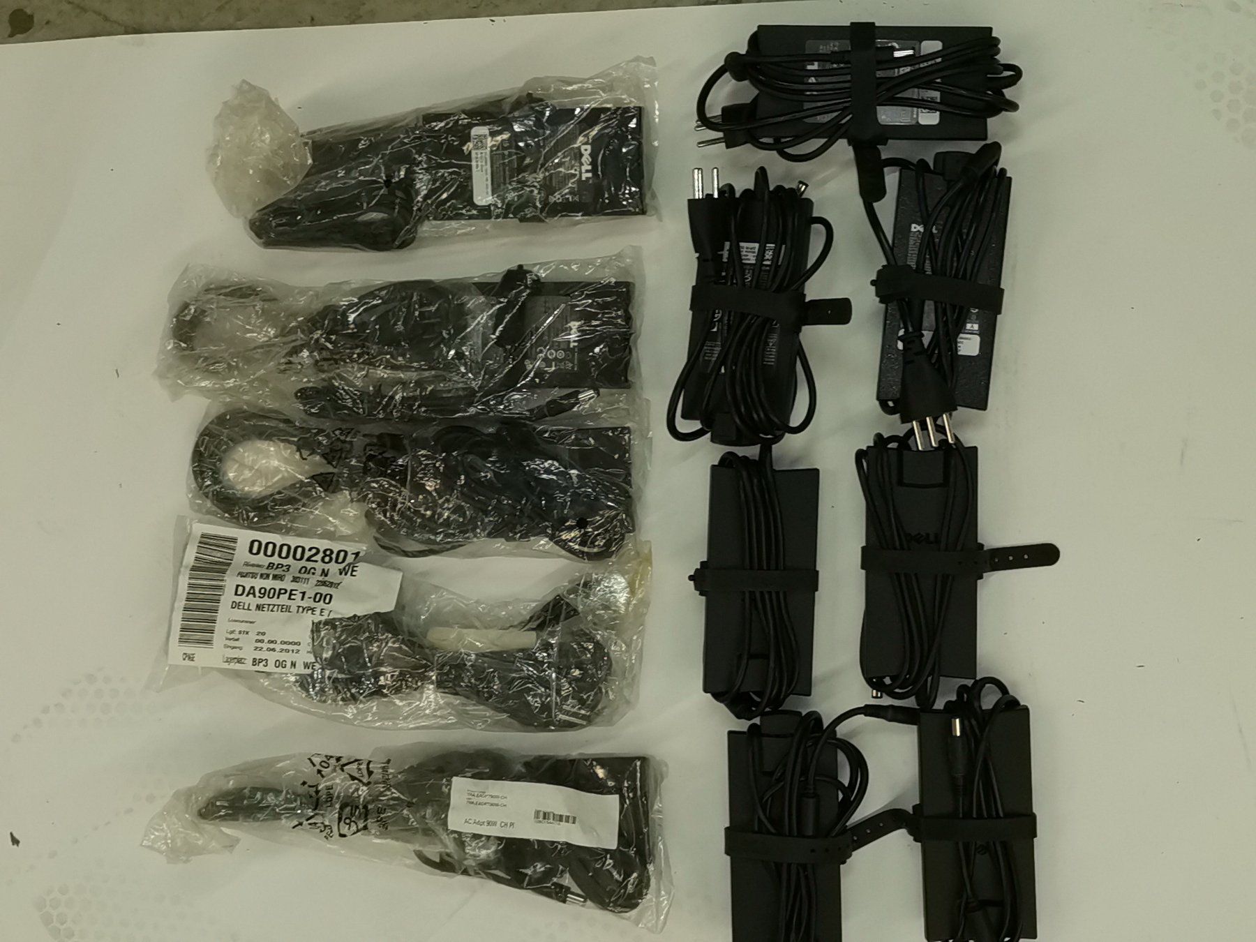 Dell Ladegerät: DELL 90W, 19.5V, 4.6A,  12Stueck – Neu (gemäss Beschreibung) aus Kleindöttingen von Katze99 1