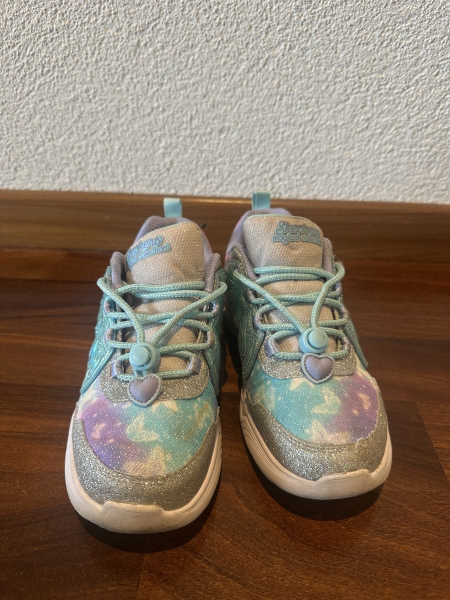 Skechers Schuhe für Mädchen: Skechers Sneaker mit Licht Gr. 32 – Gebraucht aus Glattpark(Opfikon) von Glatt19