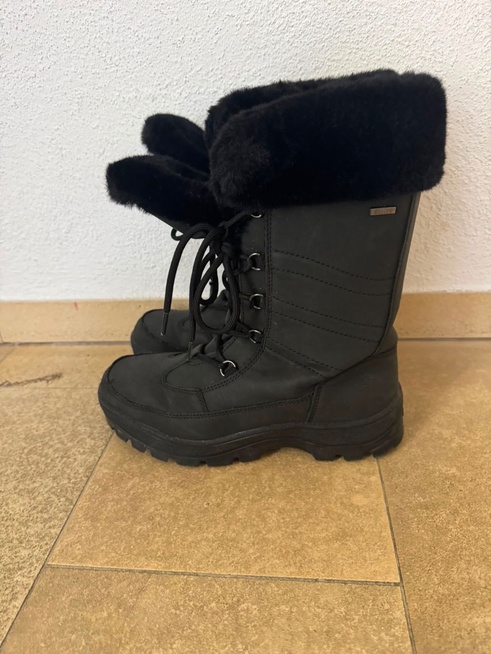 Scarpe da donna: Winterstiefel Gr. 41 – Usato da Tübach venduto da Barbara0082