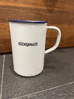 Alte emaillierte Messkanne Messbecher Küchenmaß Weiss/Blau
