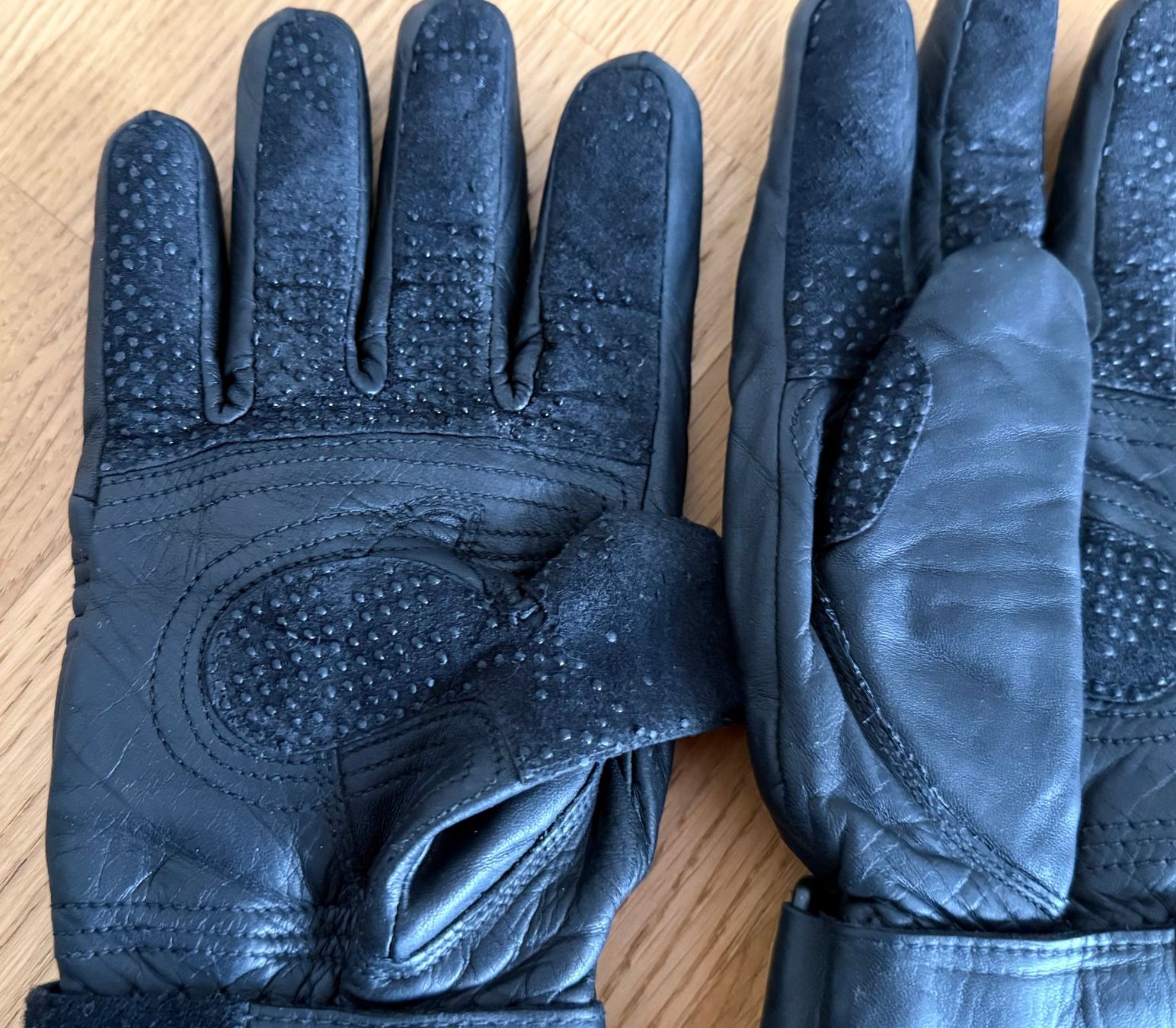 Harley-Davidson Guanti & manicotti: Harley-Davidson Damen-Handschuhe – Usato da Frauenkappelen venduto da HDPerle 8