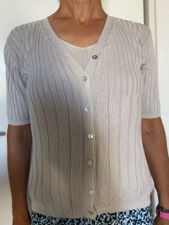 Top und Jacke beige/hellgrau Grösse 36