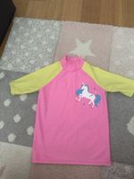 Badeshirt mit Einhorn-Motiv, Grösse 110, UV-Sch