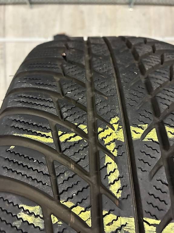 Altro in Scrittura & Disegno: Winterreifen Bridgestone 225 45 18 – Usato da Neuenhof venduto da Gt5.Performance_ 4