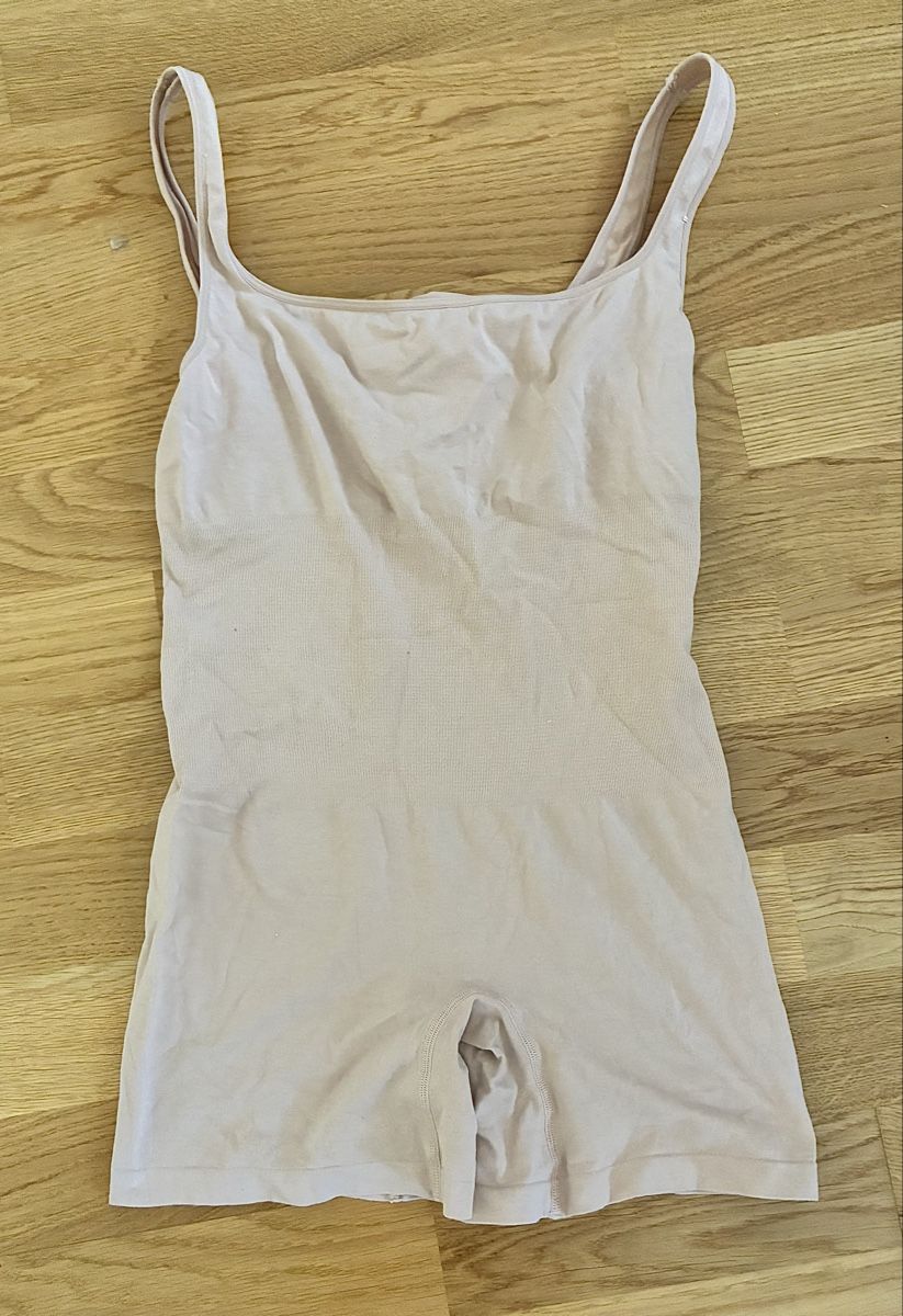 Altra biancheria intima: Shaping Bodysuit – Nuovo (secondo la descrizione) da Zollikon venduto da vivienneberger