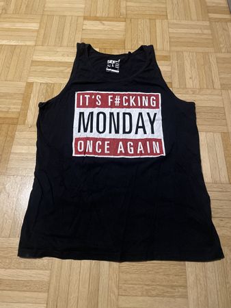 Schwarzes Tanktop mit Aufdruck - Grösse L - Top Zustand!