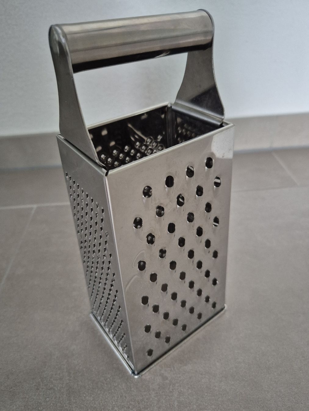 Elettrodomestici da cucina: praktische 4in1 Raffel – Usato da Derendingen venduto da Carand12 1