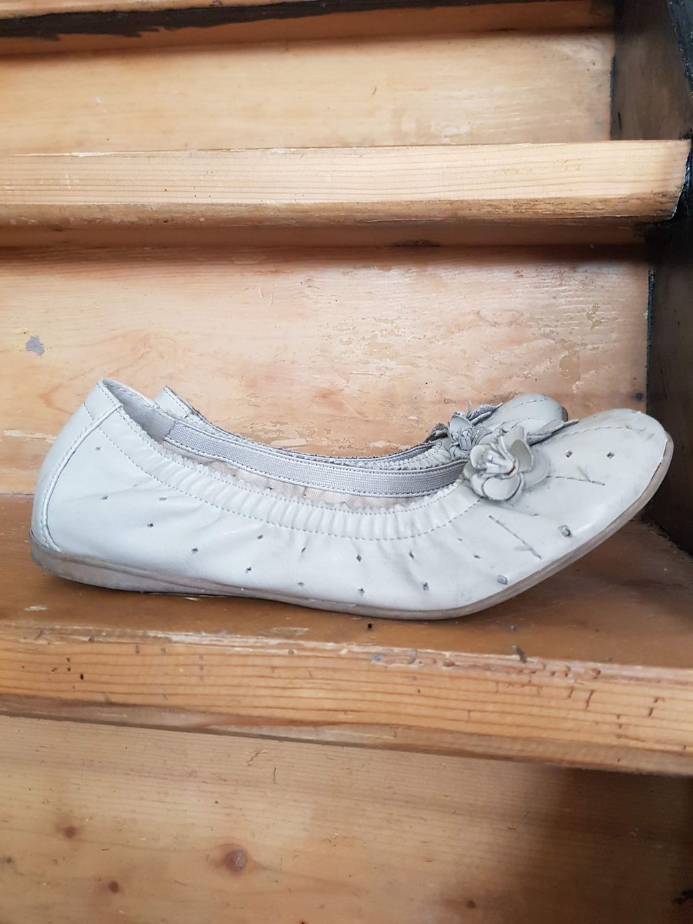 Chaussures femmes: Ariane Lederballerinas – D'occasion à Zweisimmen par Adorable 1